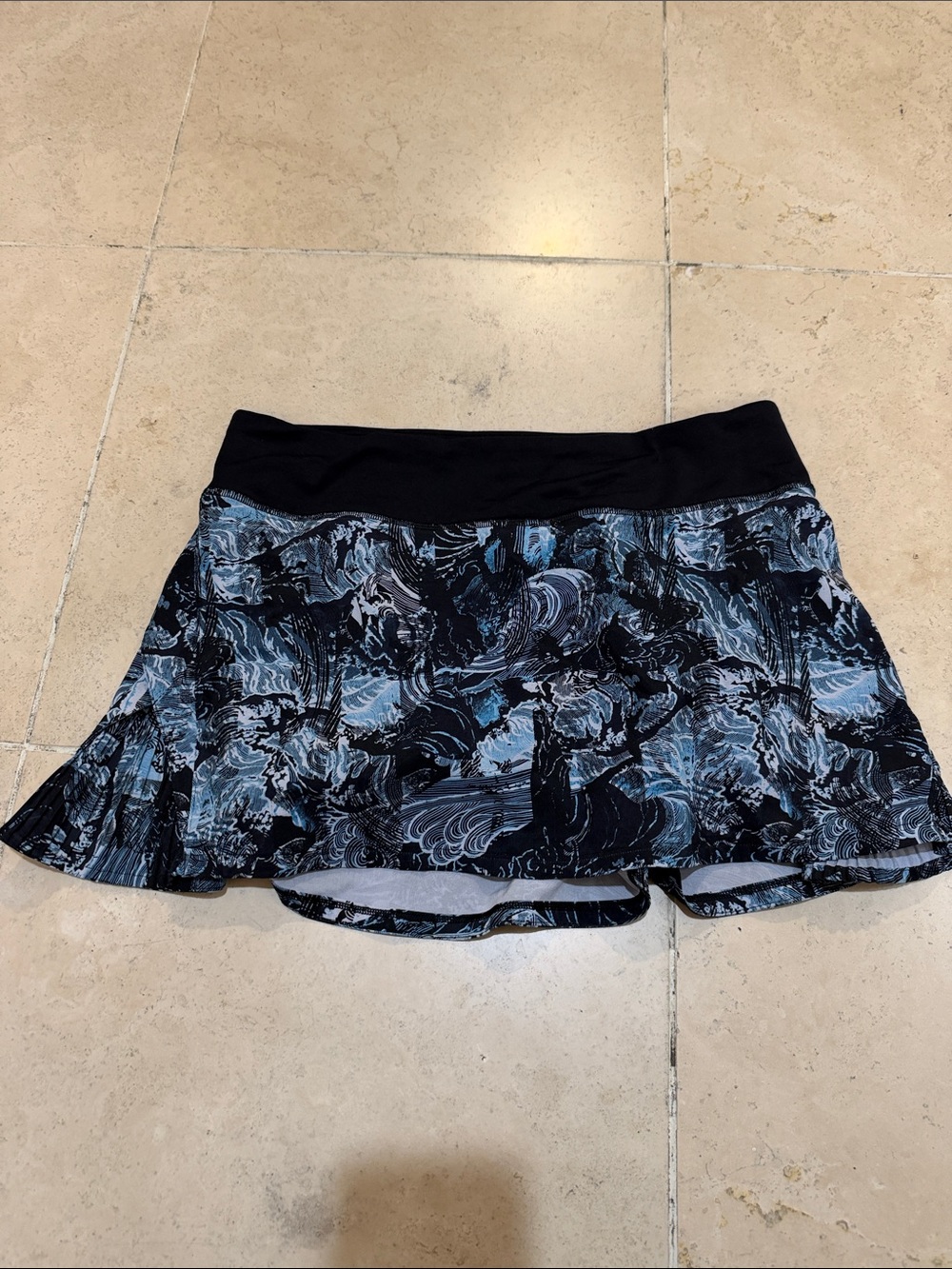 lululemon athletica Black and Blue Wave-Print Skirt